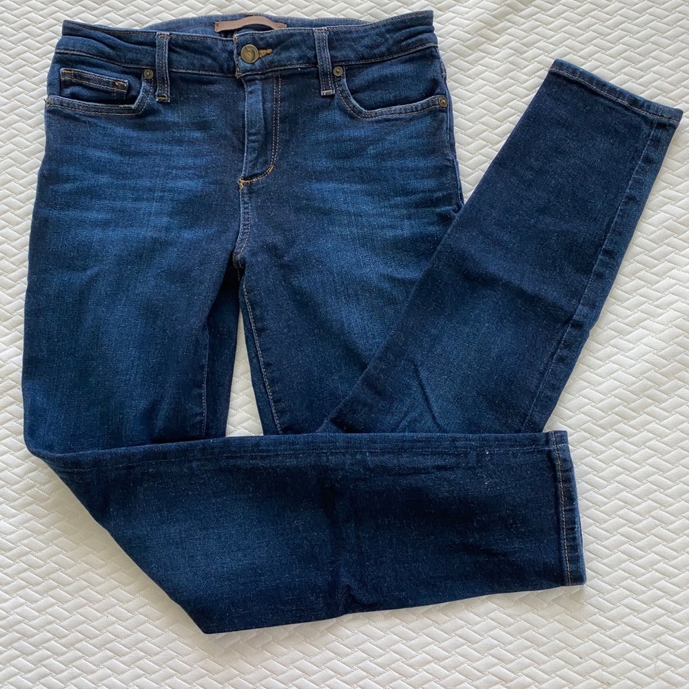 Joe’s Jeans Dark Wash Skinny Jean Size 28
